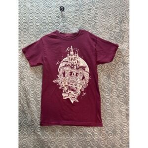 Graffito Skull Castle Crown Graphic T‎ Shirt Burgundy Mens Size S